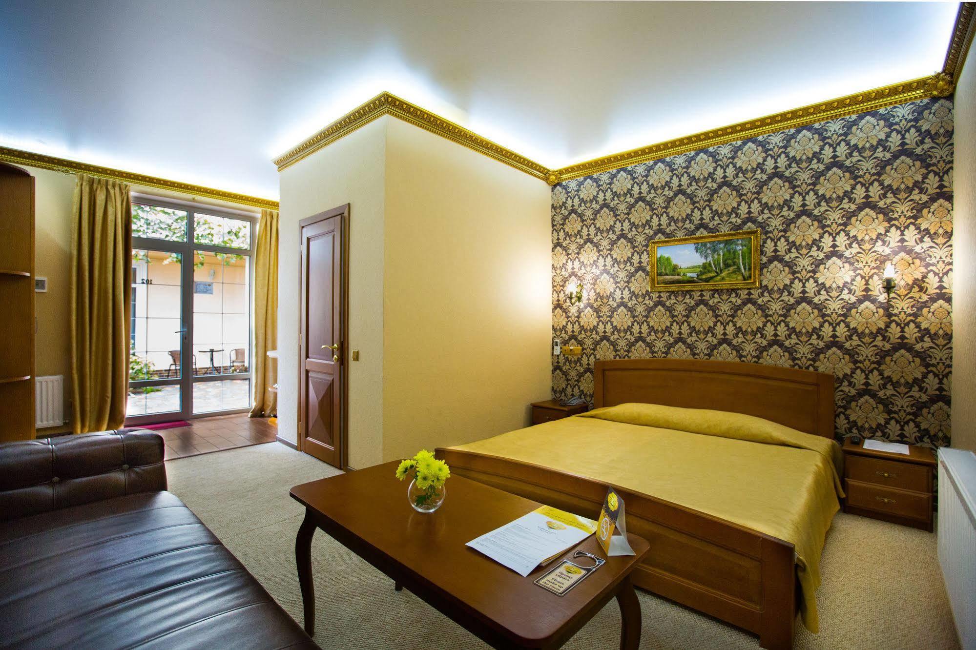 Apart Hotel Clumba Odessa Zewnętrze zdjęcie